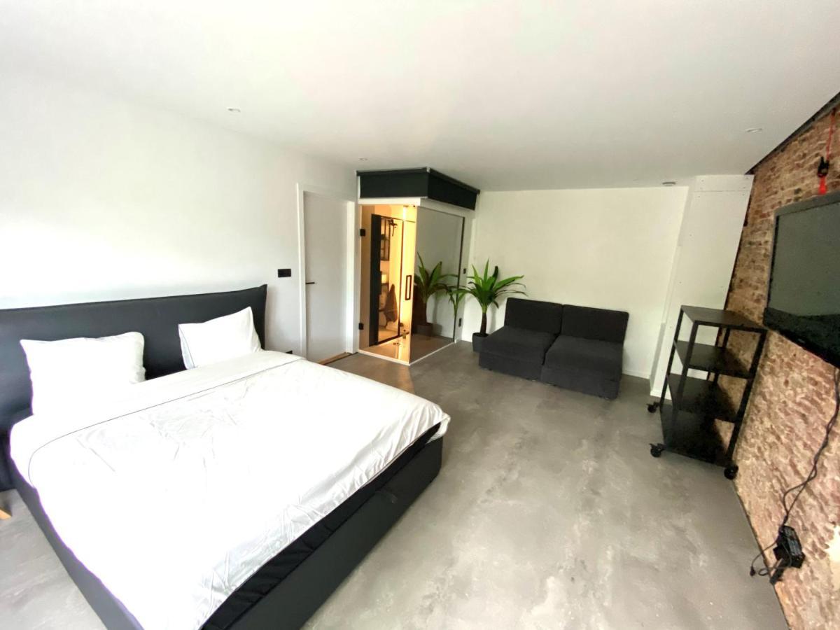 The Square - Vacation Rental With Outdoor Sauna - Centre Of Antwerpen Exterior foto